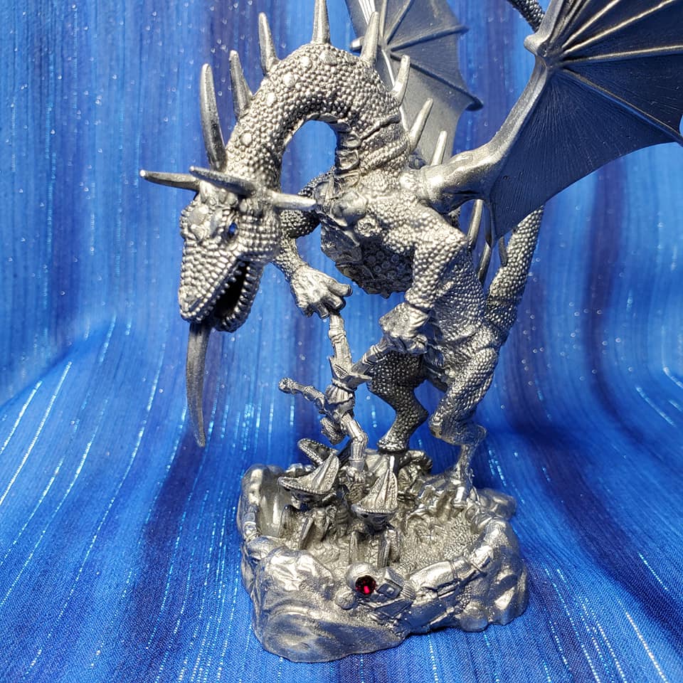 Mother's Love Dragon (Large) RETIRED - Click Image to Close