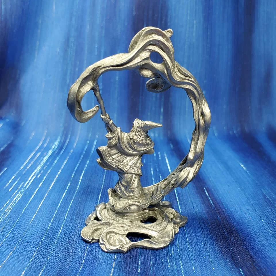 Casting Mist Spell - Miniature