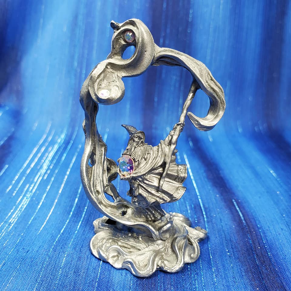 Casting Mist Spell - Miniature - Click Image to Close