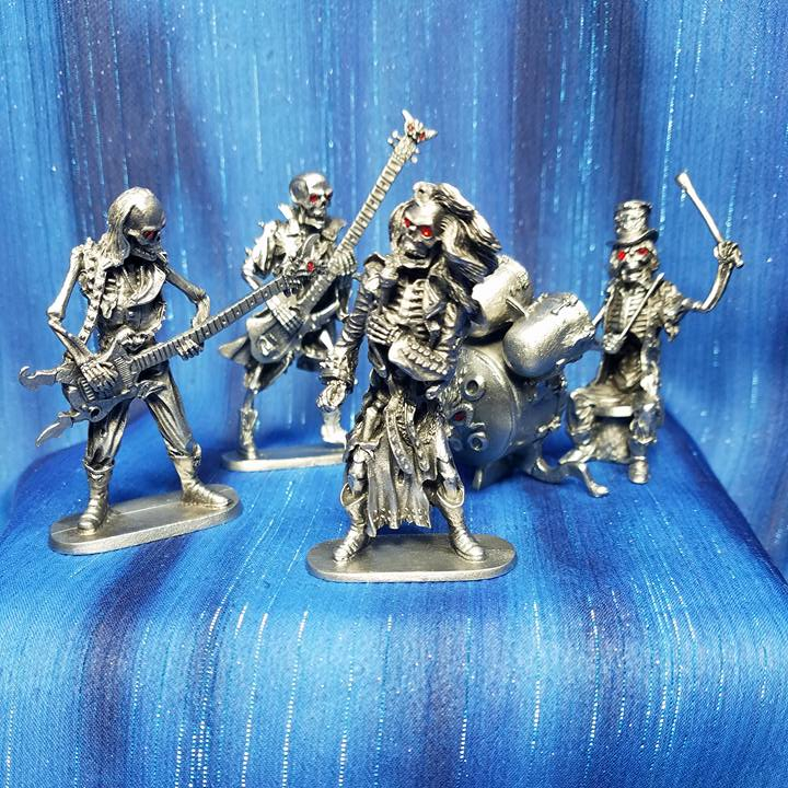 Skeleton Band - Click Image to Close